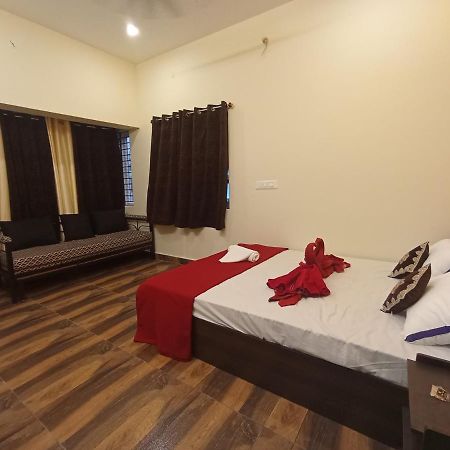 Sri Arangan Kudil Rooms Tiruchirappalli Экстерьер фото